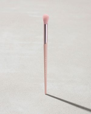 Tapered Blending Brush 210