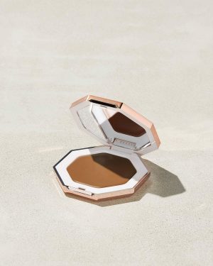Cheeks Out Freestyle Cream Bronzer ?? Teddy