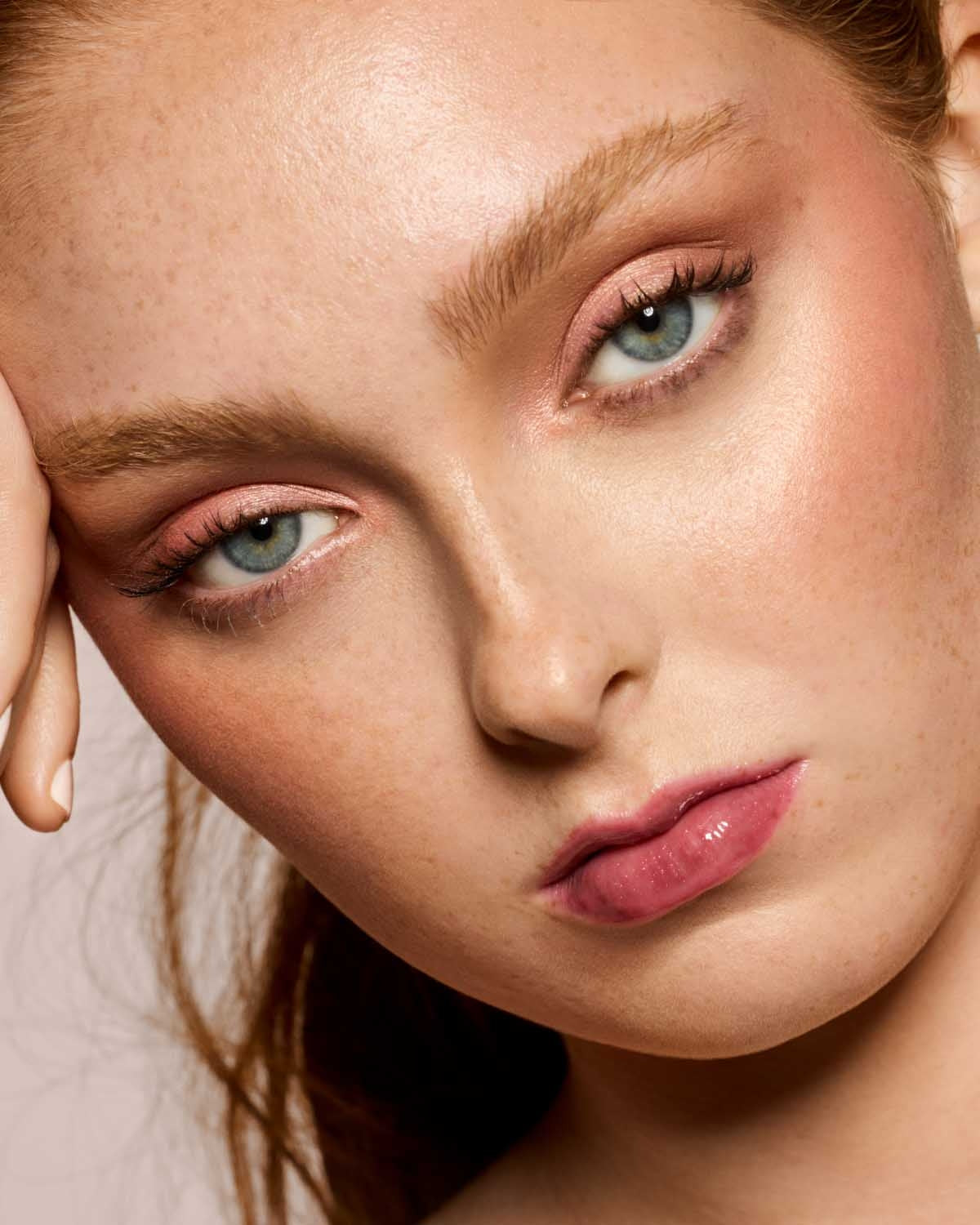 Gloss Bomb Universal Lip Luminizer ?? RiRi - Image 3