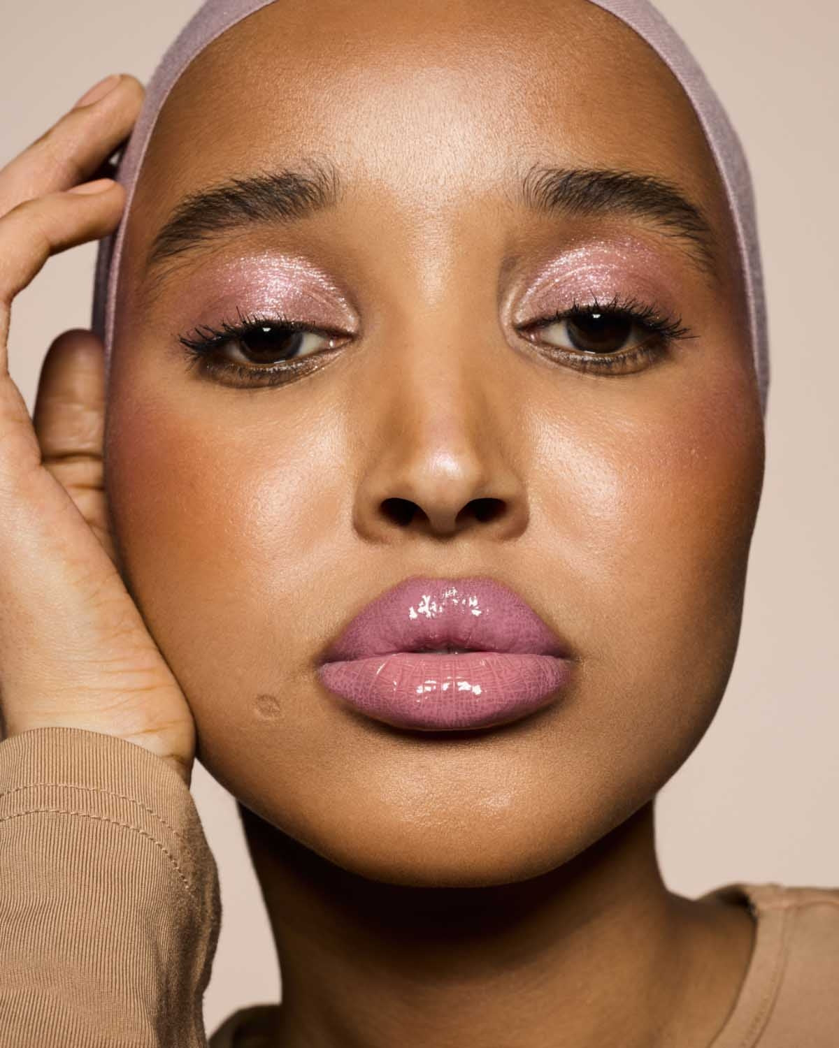 Gloss Bomb Cream Color Drip Lip Cream ?? Mauve Wive$ - Image 2