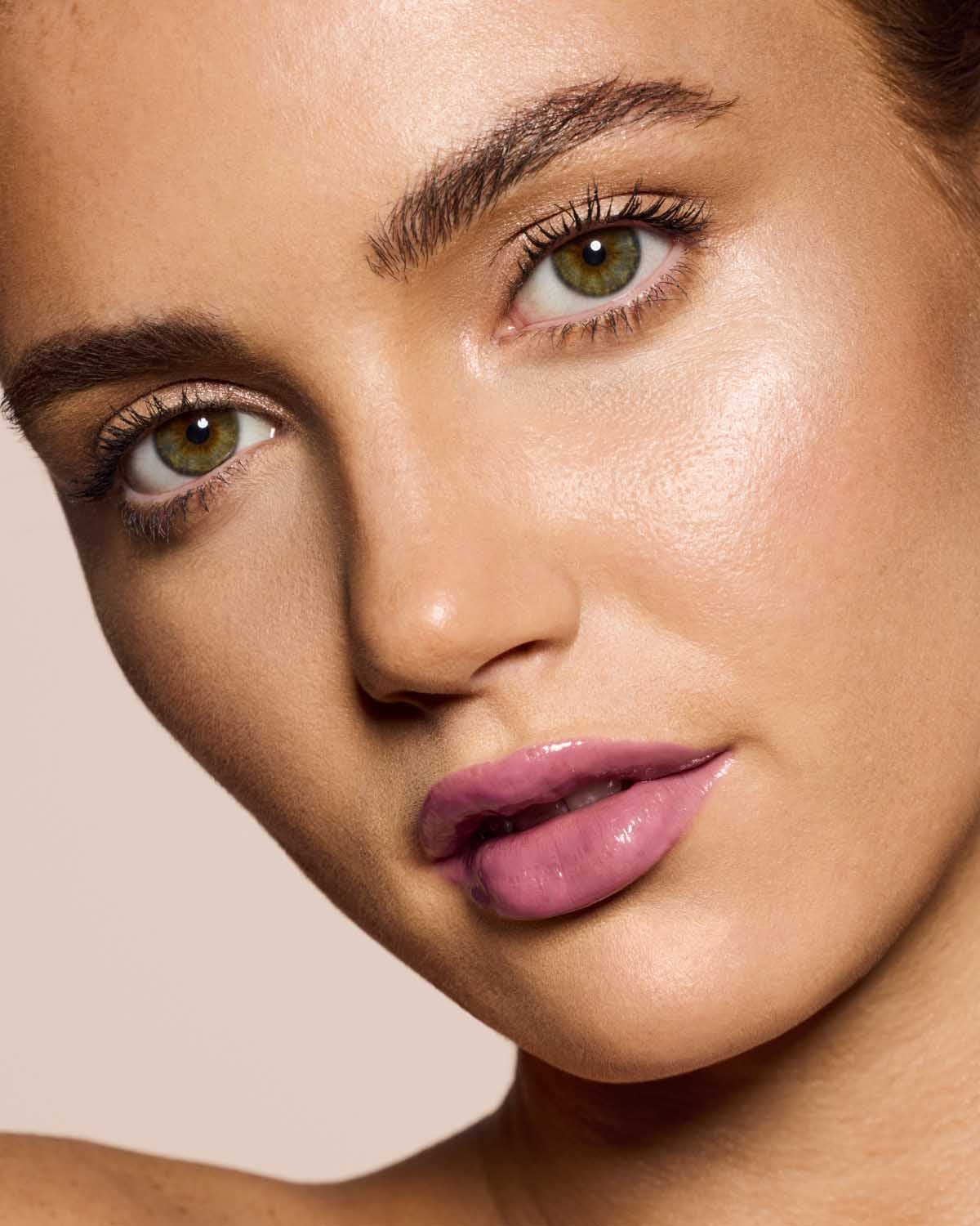 Gloss Bomb Cream Color Drip Lip Cream ?? Mauve Wive$ - Image 3