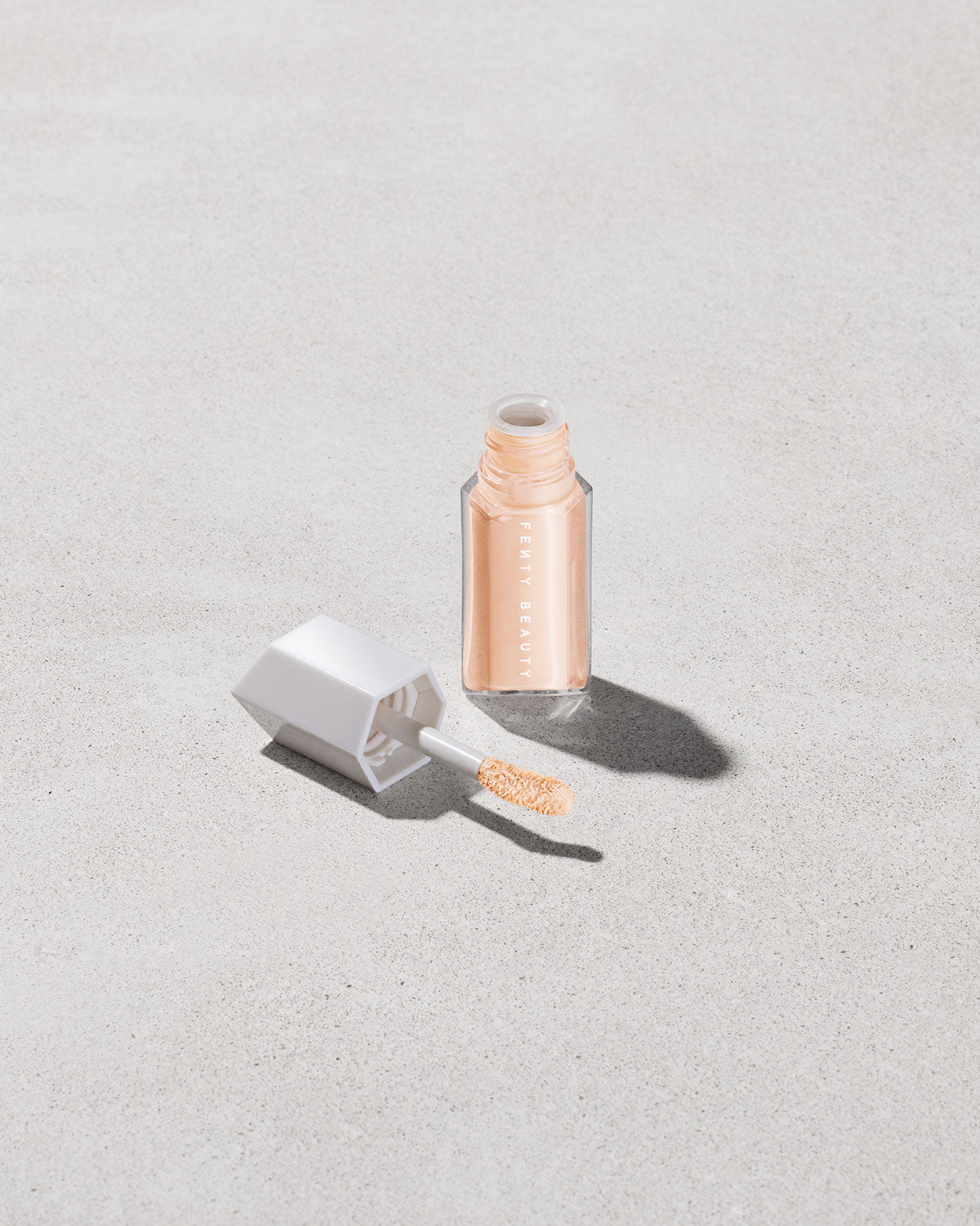 We're Even Hydrating Longwear Concealer ?? 170C - Image 14