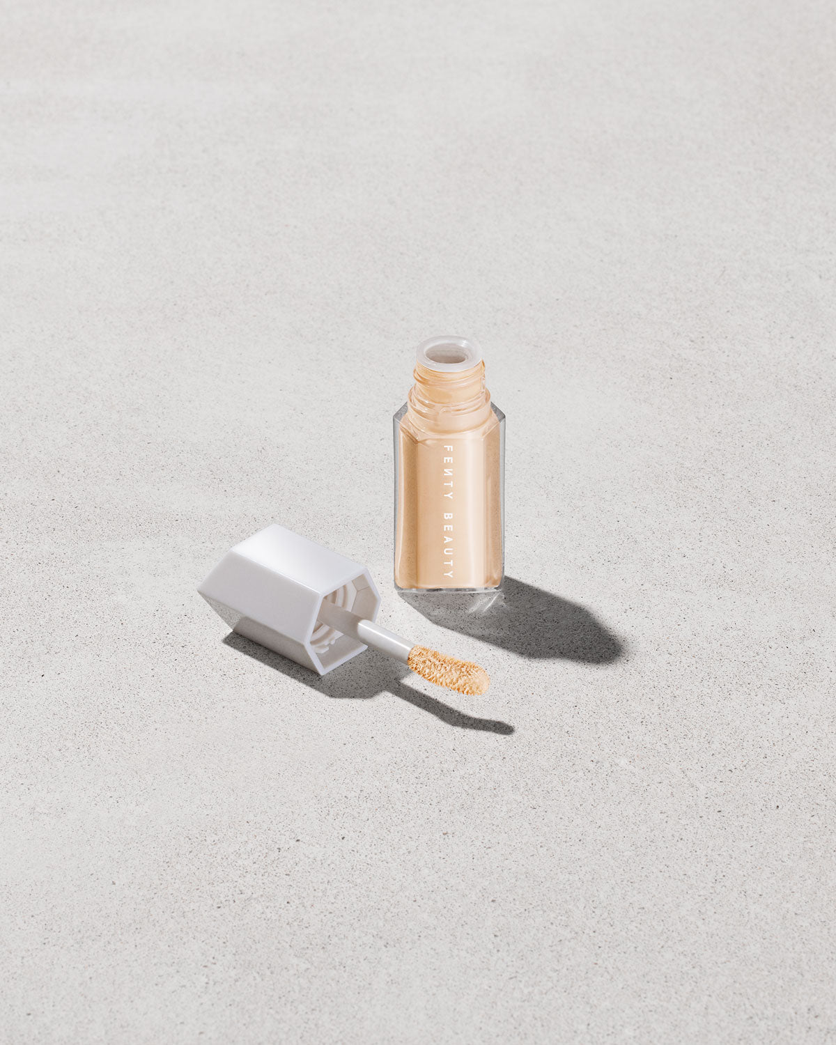 We're Even Hydrating Longwear Concealer ?? 185C - Image 14