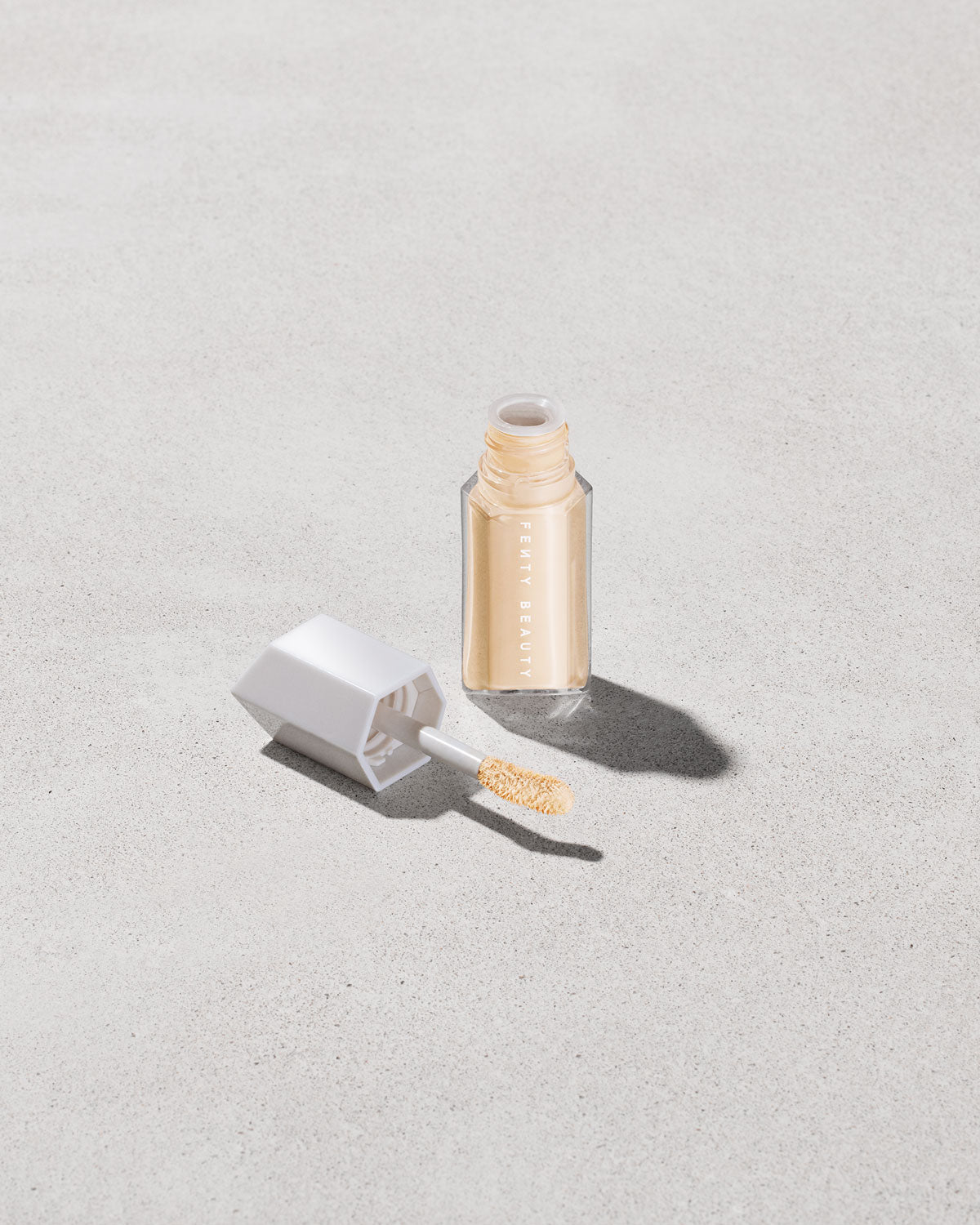 We're Even Hydrating Longwear Concealer ?? 190W - Image 14