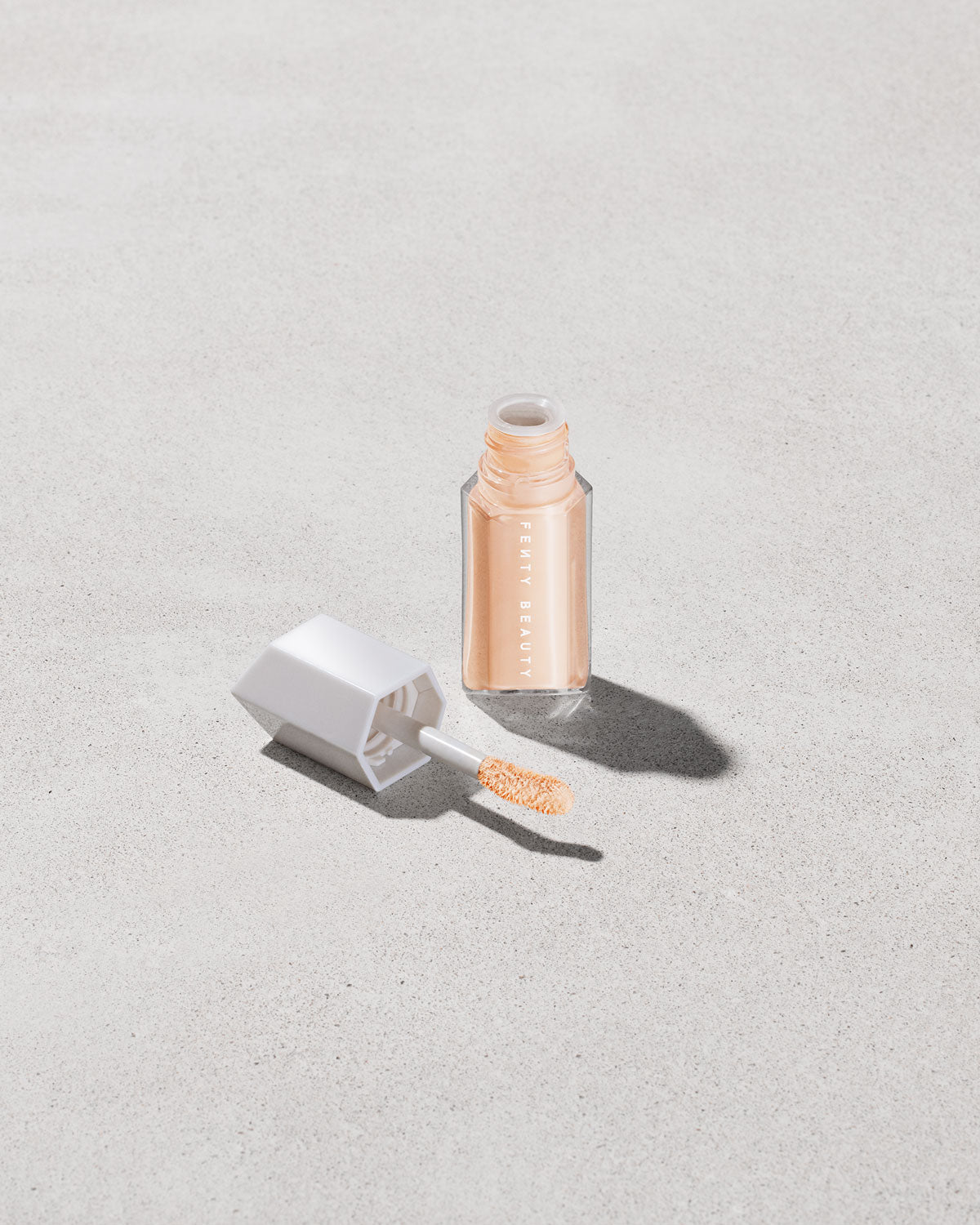 We're Even Hydrating Longwear Concealer ?? 225N - Image 14