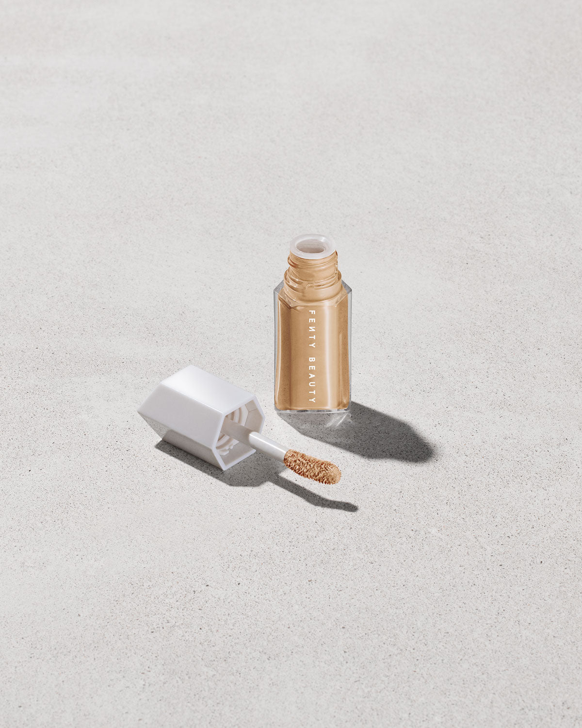 We're Even Hydrating Longwear Concealer ?? 265W - Image 14
