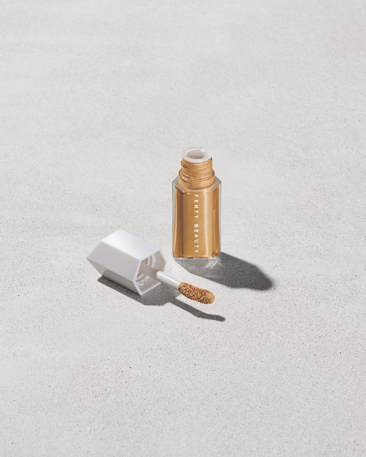 We're Even Hydrating Longwear Concealer ?? 315W - Image 14