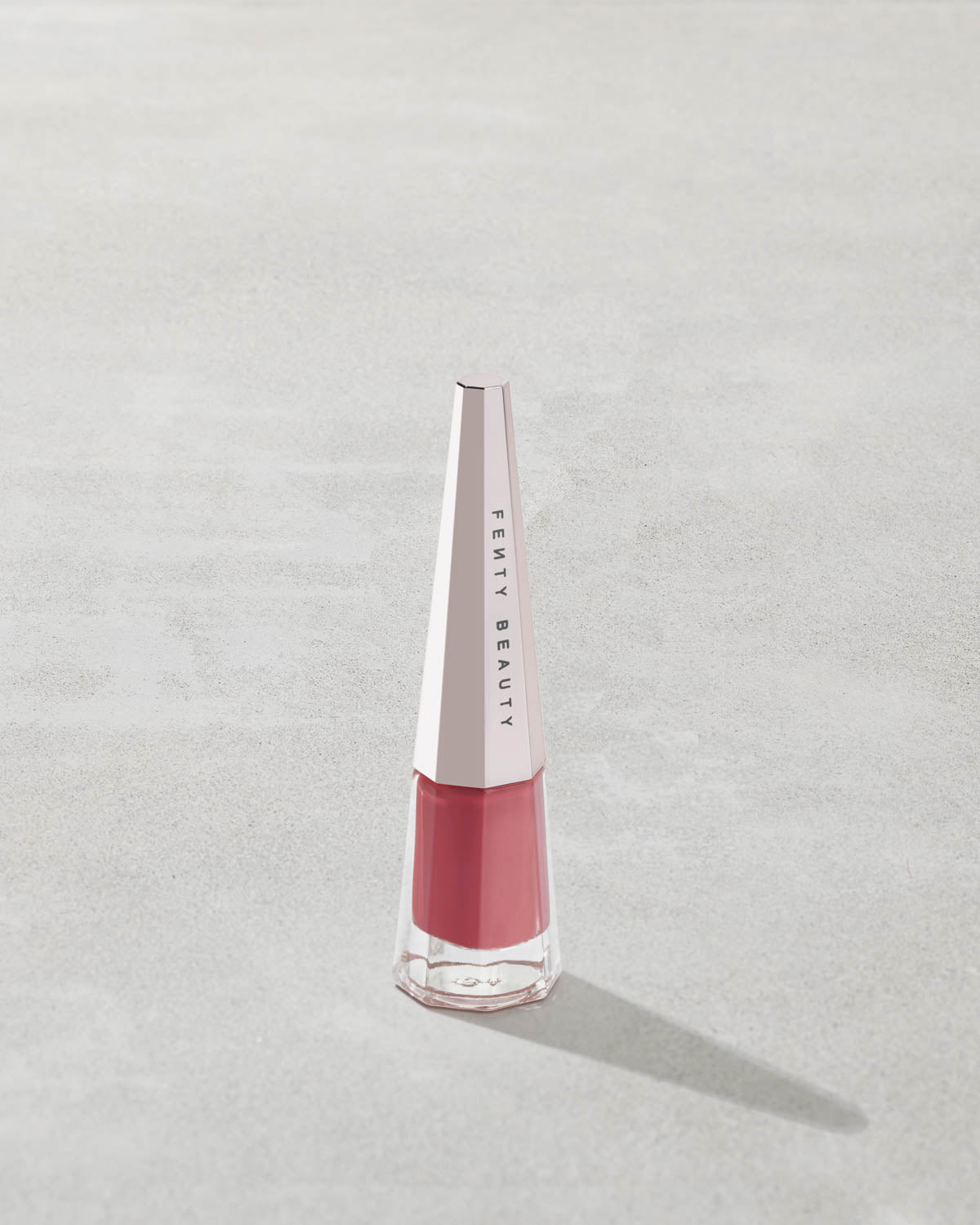 Stunna Lip Paint Longwear Fluid Lip Color ?? RiRi