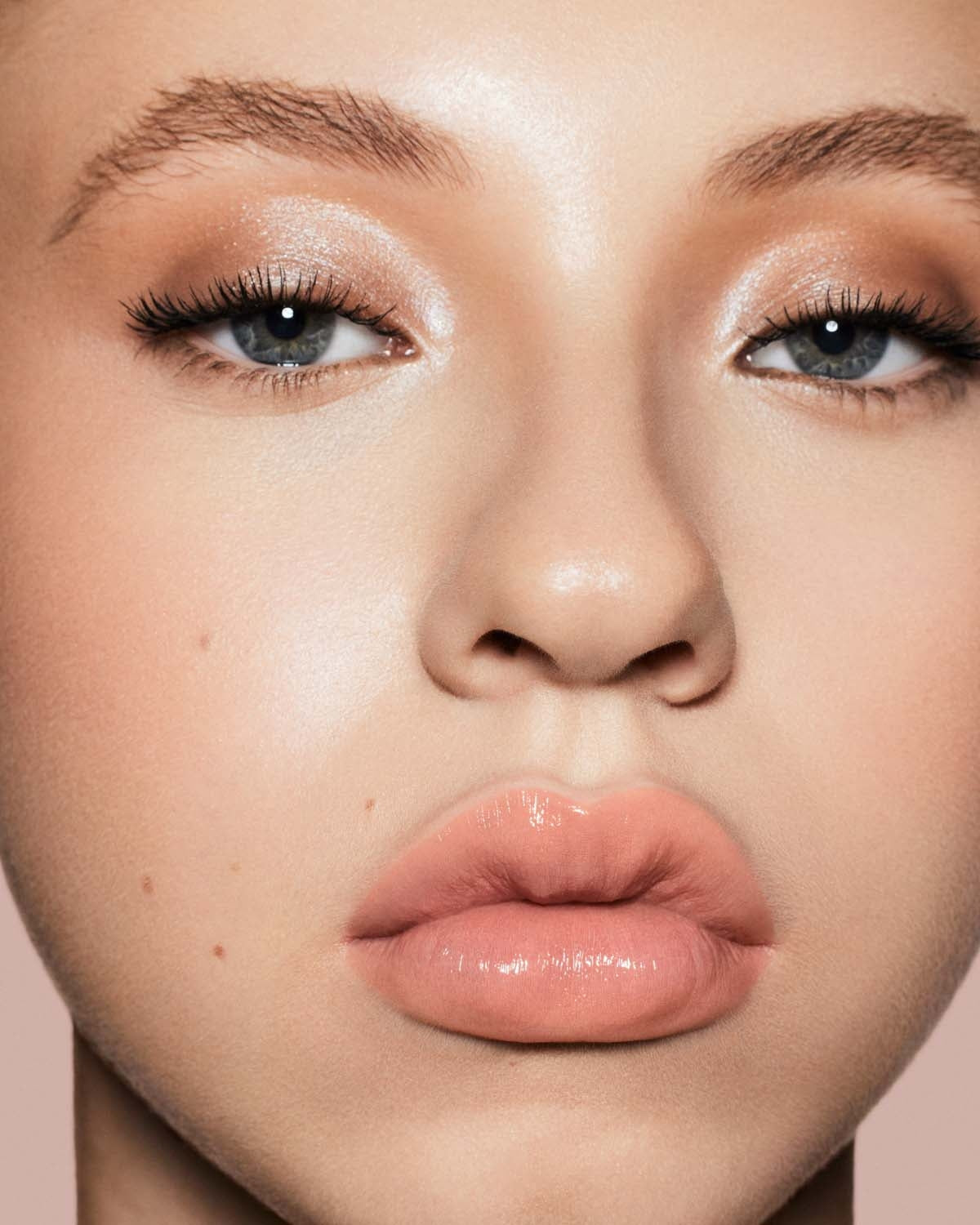 Gloss Bomb Stix High-Shine Gloss Stick ?? Two'Lip Kiss - Image 2