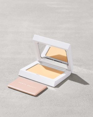 Bright Fix Instant Brightening + Blurring Powder ?? Banana