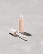 We're Even Hydrating Longwear Concealer ?? 140N
