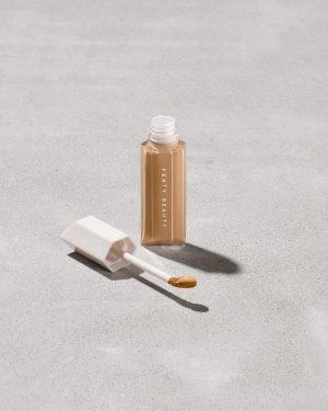 We're Even Hydrating Longwear Concealer ?? 295W