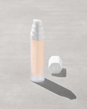 Soft'lit Naturally Luminous Longwear Foundation ?? 100