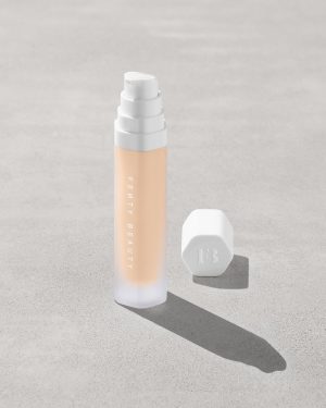 Soft'lit Naturally Luminous Longwear Foundation ?? 120