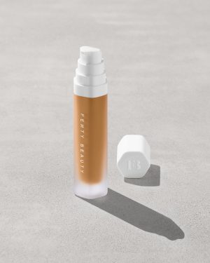 Soft'lit Naturally Luminous Longwear Foundation ?? 345